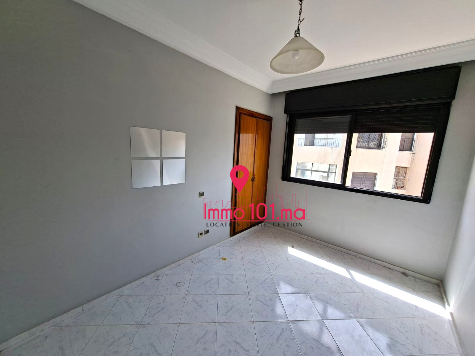 Location appartement à Hay Riad SILAV2543